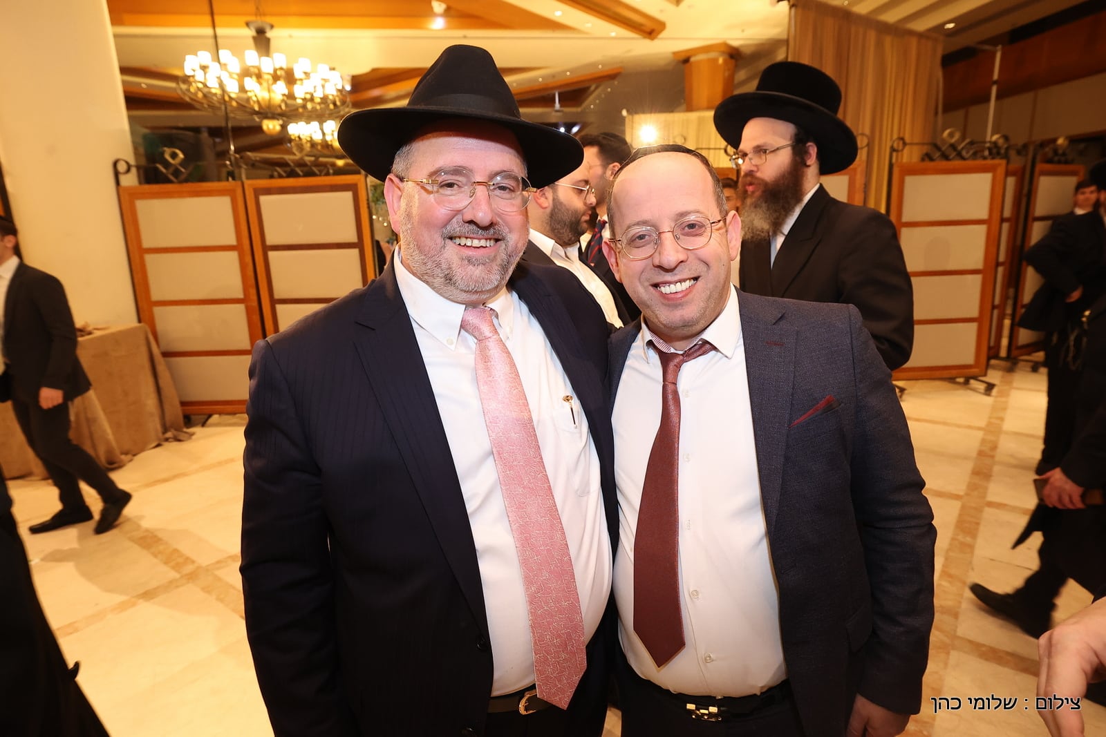 הרב של 'אסם' השיא את בנו - כולם עלו לאחל מזל טוב