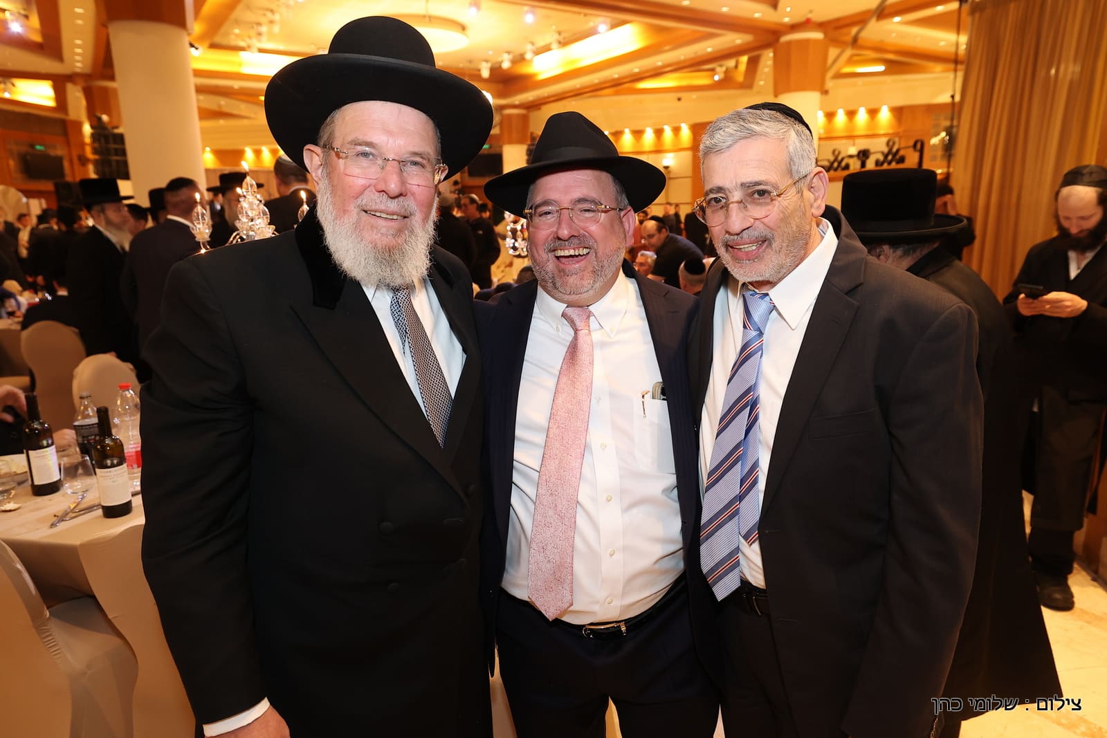 הרב של 'אסם' השיא את בנו - כולם עלו לאחל מזל טוב