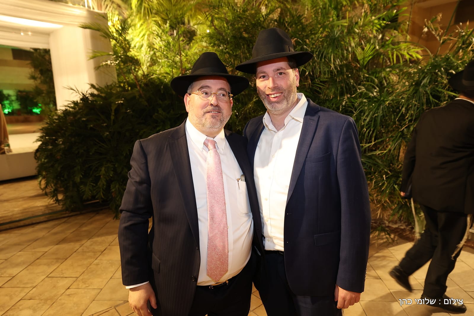 הרב של 'אסם' השיא את בנו - כולם עלו לאחל מזל טוב