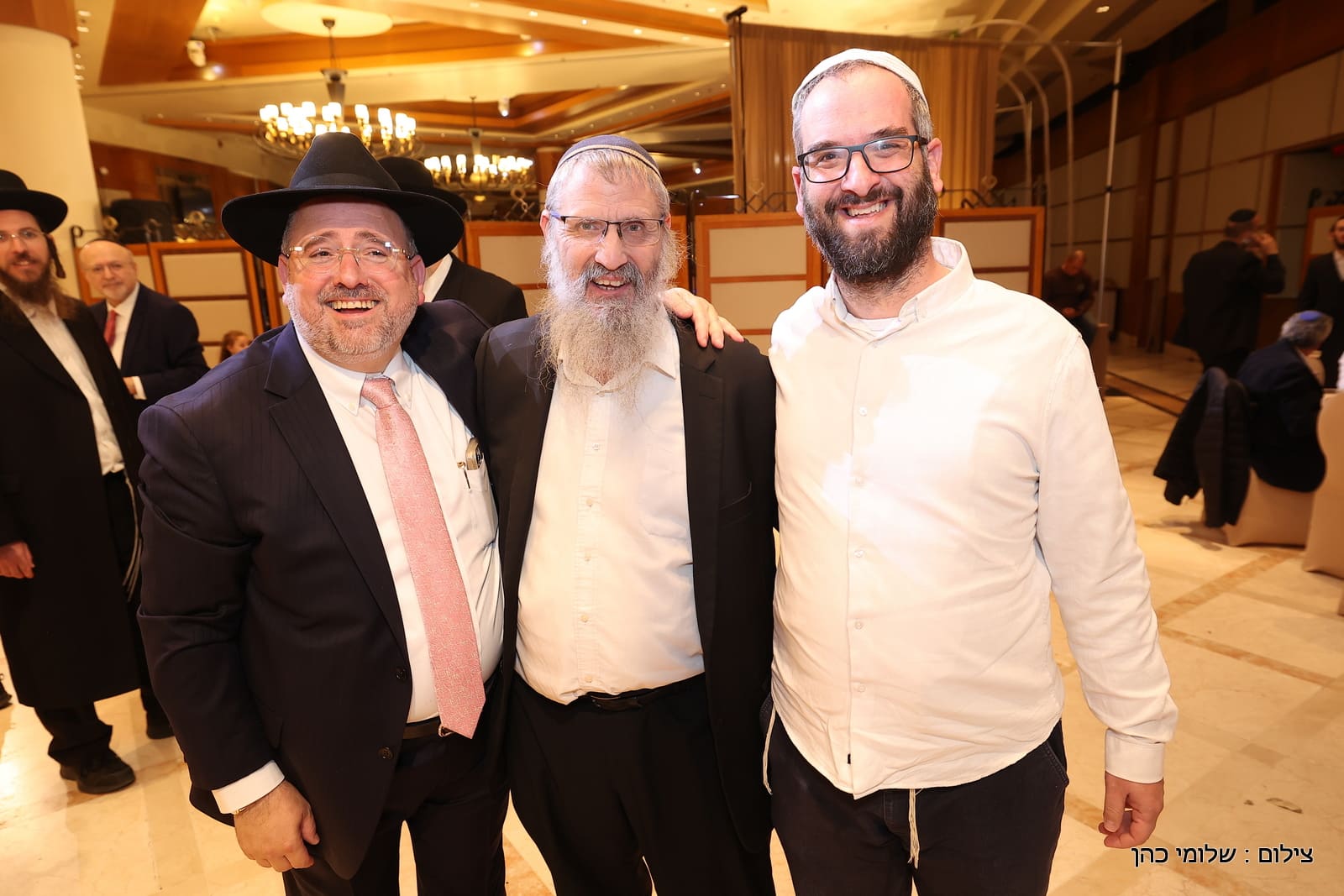 הרב של 'אסם' השיא את בנו - כולם עלו לאחל מזל טוב