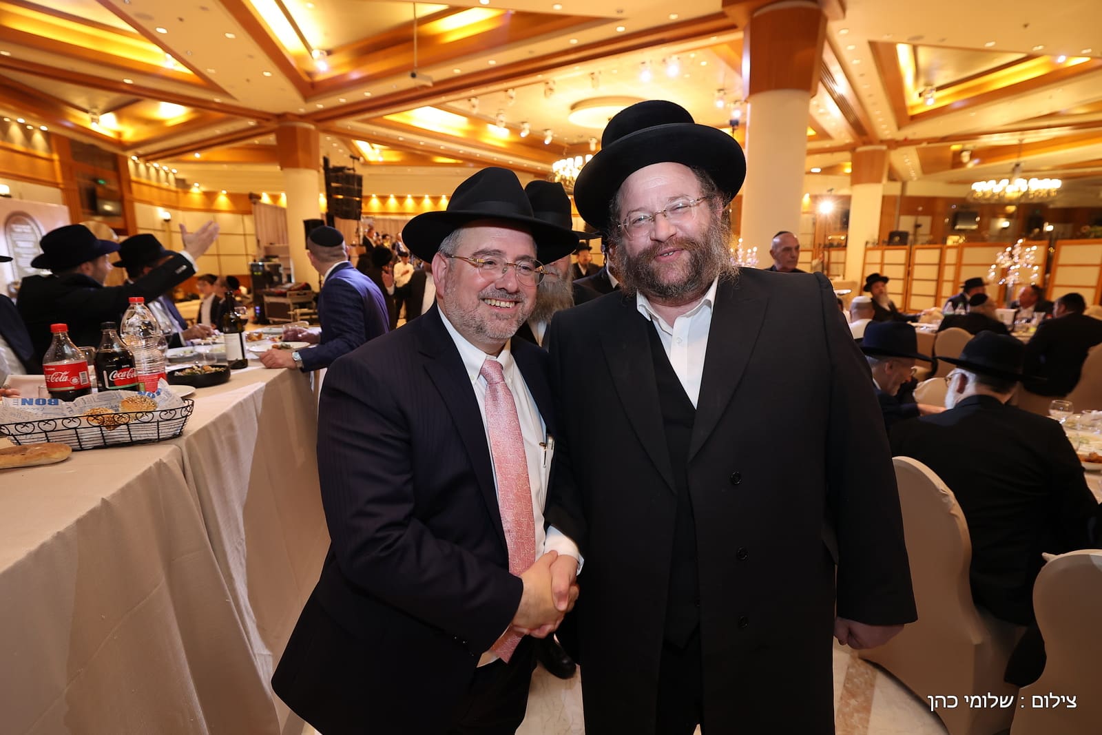 הרב של 'אסם' השיא את בנו - כולם עלו לאחל מזל טוב