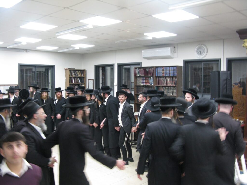 יותר מאחרים: המענק שקיבל אסיר עולם התורה עבור חתונתו