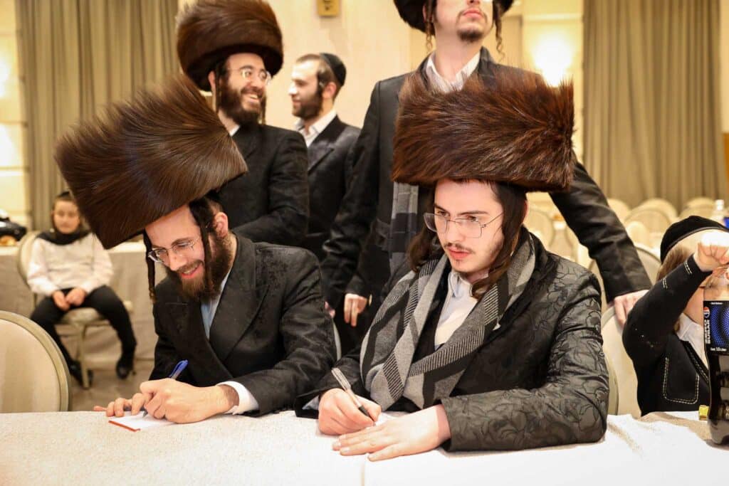 גלריה: שמחת נישואי בן המשפיע הגה"צ רבי פנחס דוד בונקר