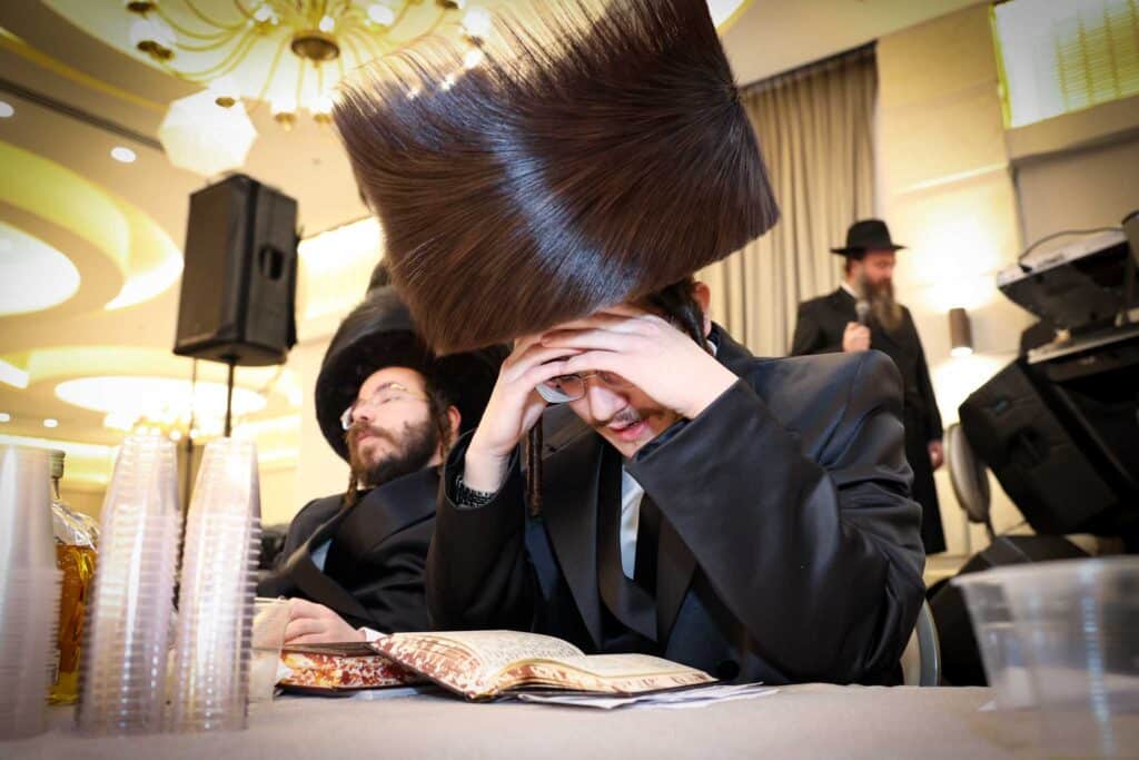 גלריה: שמחת נישואי בן המשפיע הגה"צ רבי פנחס דוד בונקר