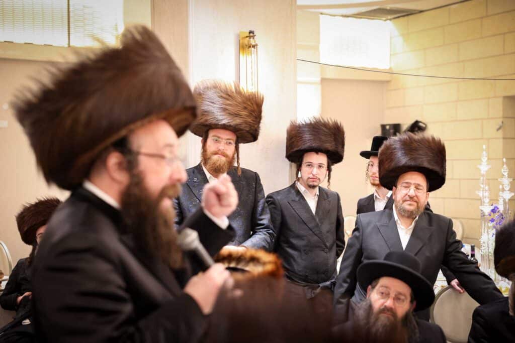 גלריה: שמחת נישואי בן המשפיע הגה"צ רבי פנחס דוד בונקר