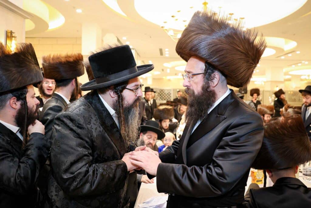 גלריה: שמחת נישואי בן המשפיע הגה"צ רבי פנחס דוד בונקר