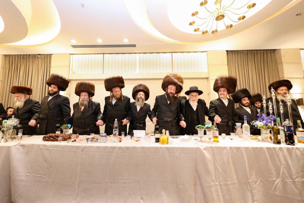גלריה: שמחת נישואי בן המשפיע הגה"צ רבי פנחס דוד בונקר