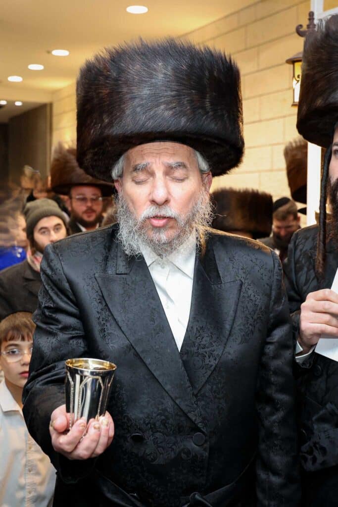 גלריה: שמחת נישואי בן המשפיע הגה"צ רבי פנחס דוד בונקר