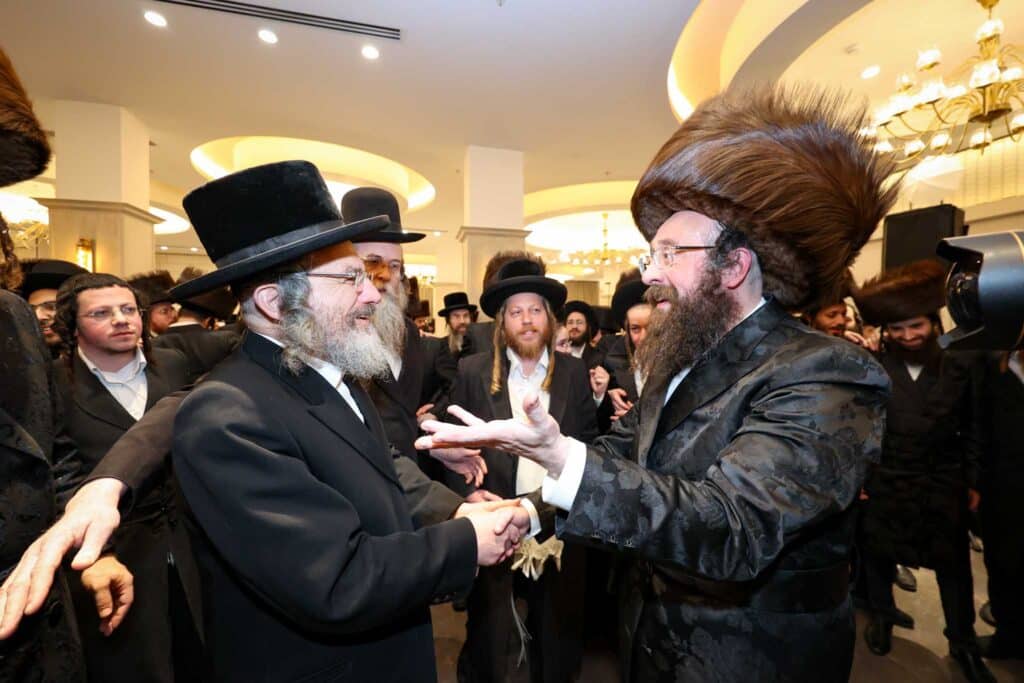 גלריה: שמחת נישואי בן המשפיע הגה"צ רבי פנחס דוד בונקר