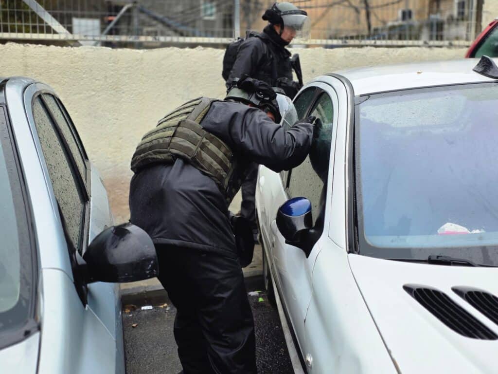 מגן הבירה: כוחות הביטחון פשטו על עסקים בשועפאט