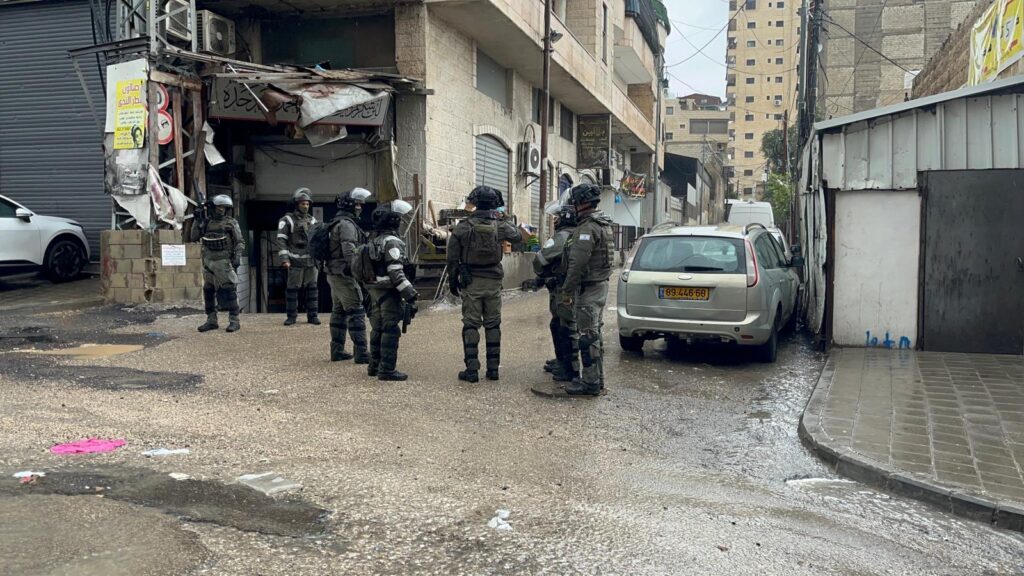 מגן הבירה: כוחות הביטחון פשטו על עסקים בשועפאט