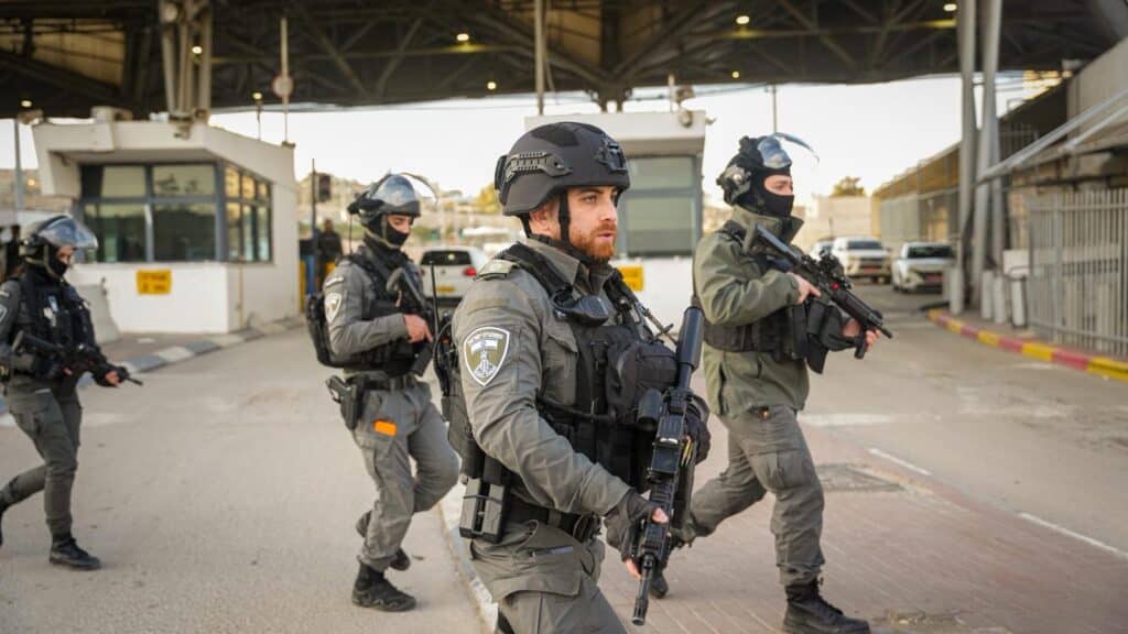 מגן הבירה: כוחות הביטחון פשטו על עסקים בשועפאט