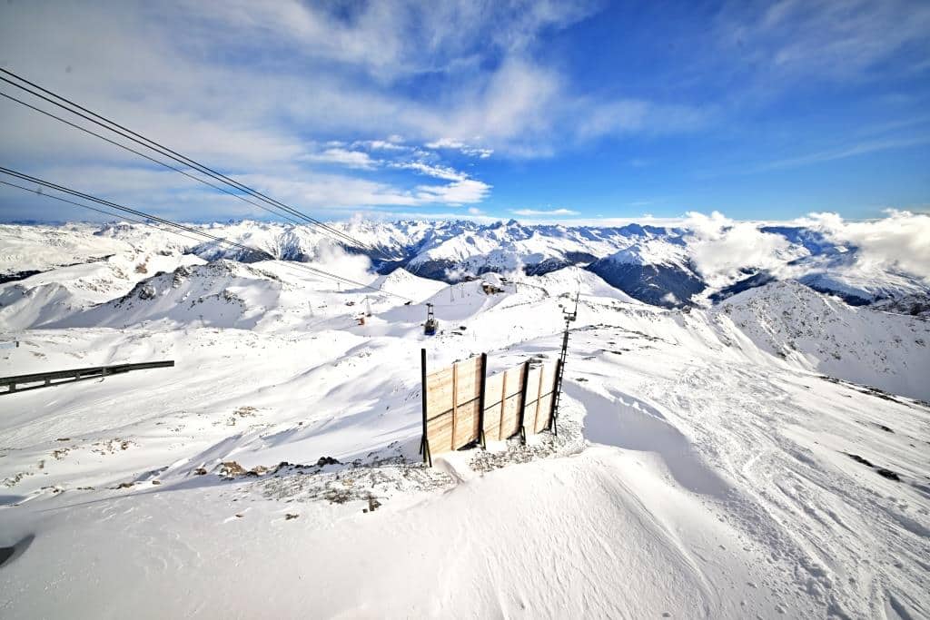 צפו ותתפעלו: גלריית תמונות מרהיבות מדאבוס המושלגת