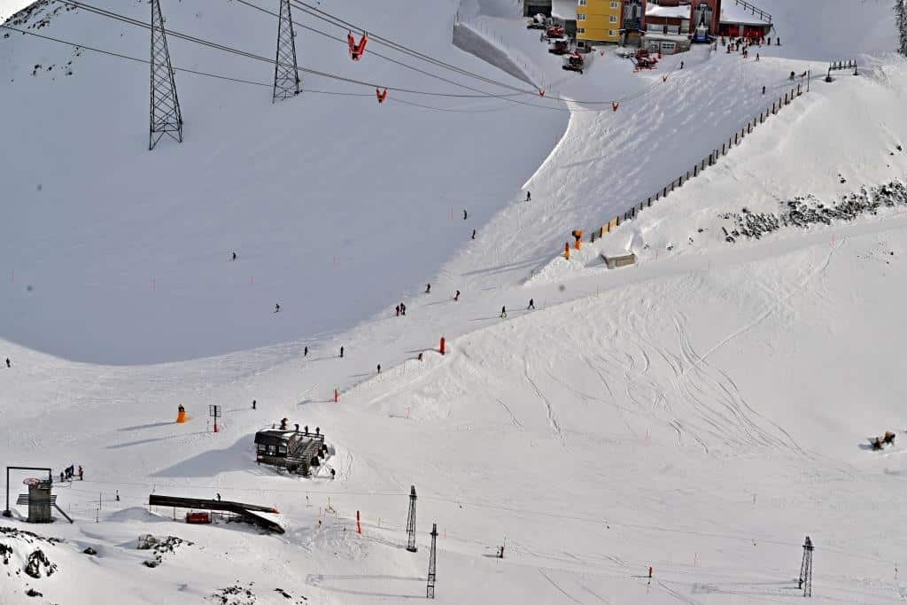 צפו ותתפעלו: גלריית תמונות מרהיבות מדאבוס המושלגת