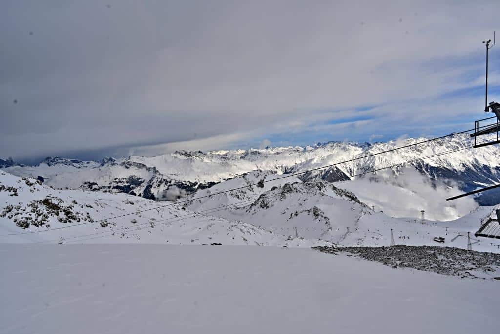 צפו ותתפעלו: גלריית תמונות מרהיבות מדאבוס המושלגת
