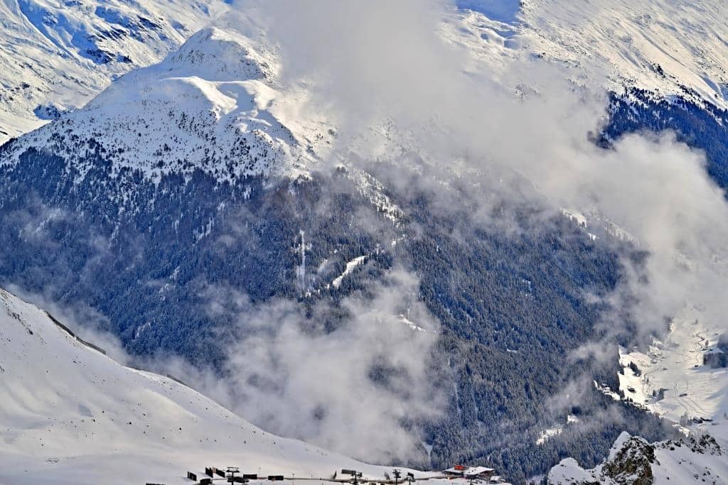 צפו ותתפעלו: גלריית תמונות מרהיבות מדאבוס המושלגת