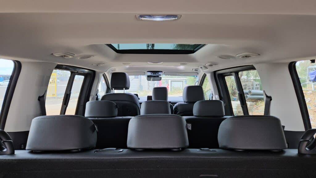 יונדאי סטאריה ההיברידית בנסיעת מבחן ששברה את המוסכמות