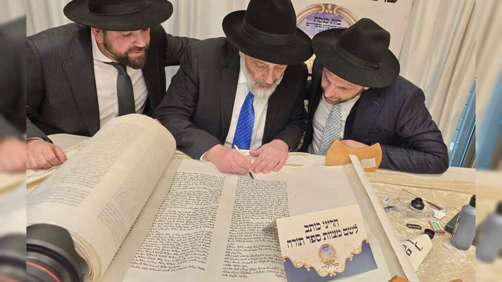 איצקוביץ': תפילת הזמר, השר המזמר ושמחת נישואי הנגידים