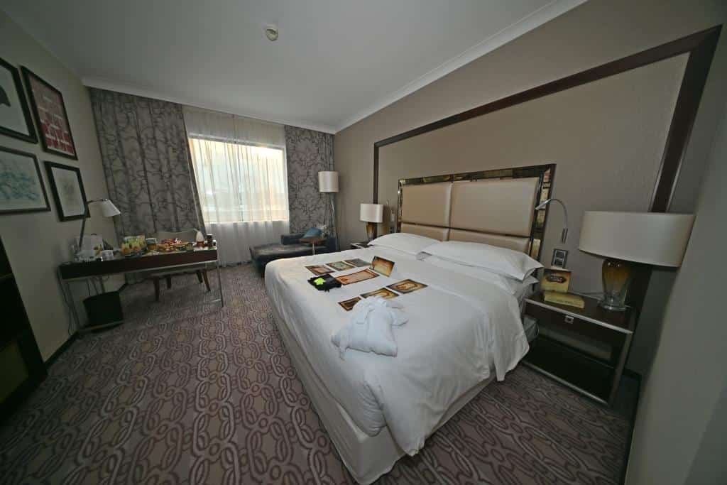 דמעות בציון ושבת בקראקא: מסע הנאמנים של אלכסנדר