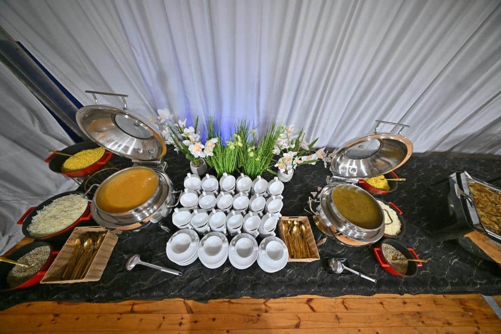 דמעות בציון ושבת בקראקא: מסע הנאמנים של אלכסנדר