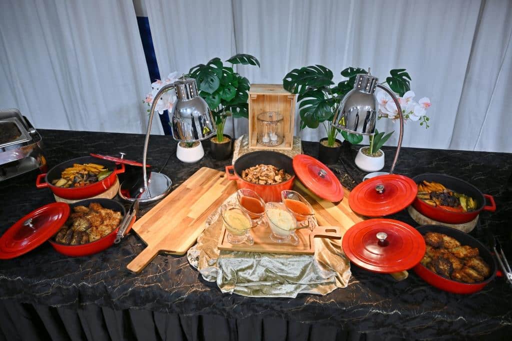 דמעות בציון ושבת בקראקא: מסע הנאמנים של אלכסנדר