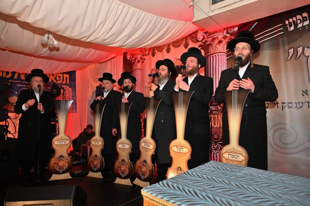 דמעות בציון ושבת בקראקא: מסע הנאמנים של אלכסנדר