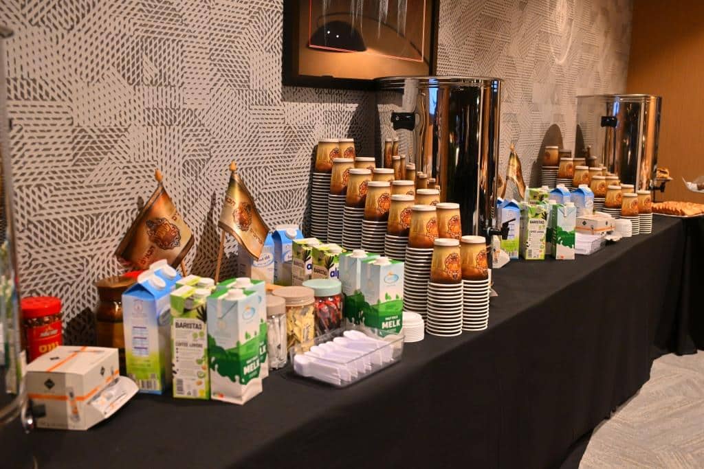 דמעות בציון ושבת בקראקא: מסע הנאמנים של אלכסנדר