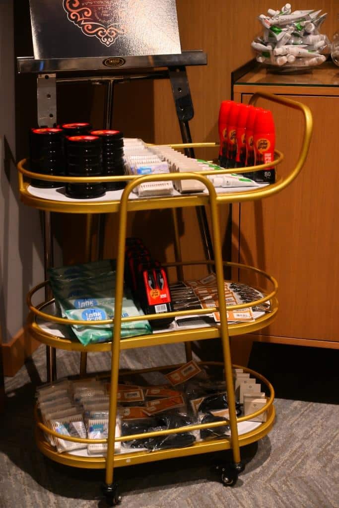 דמעות בציון ושבת בקראקא: מסע הנאמנים של אלכסנדר