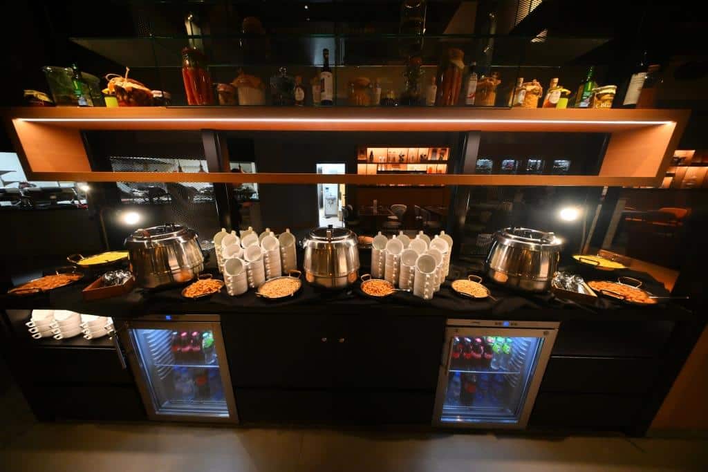 דמעות בציון ושבת בקראקא: מסע הנאמנים של אלכסנדר