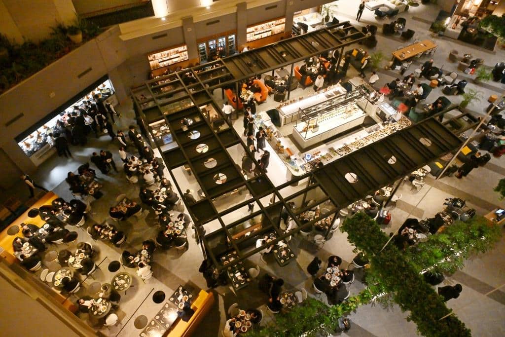 דמעות בציון ושבת בקראקא: מסע הנאמנים של אלכסנדר