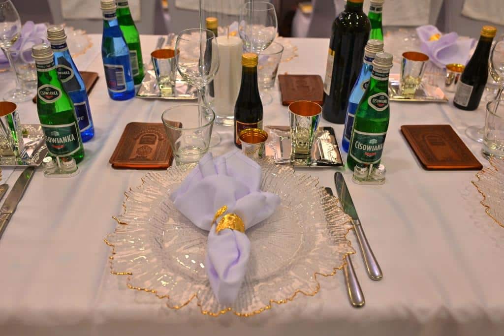 דמעות בציון ושבת בקראקא: מסע הנאמנים של אלכסנדר