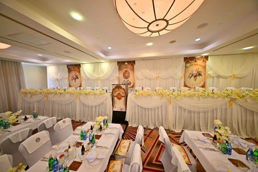 דמעות בציון ושבת בקראקא: מסע הנאמנים של אלכסנדר