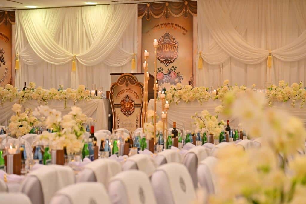 דמעות בציון ושבת בקראקא: מסע הנאמנים של אלכסנדר