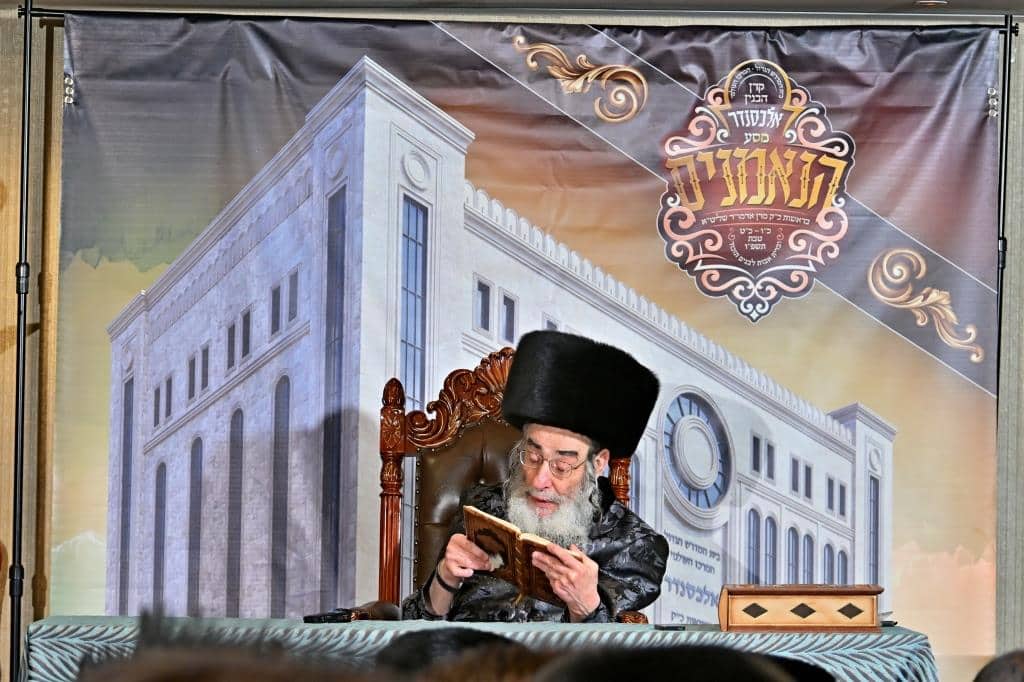 דמעות בציון ושבת בקראקא: מסע הנאמנים של אלכסנדר