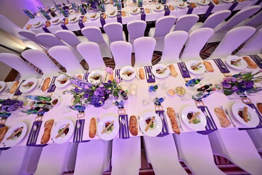 דמעות בציון ושבת בקראקא: מסע הנאמנים של אלכסנדר