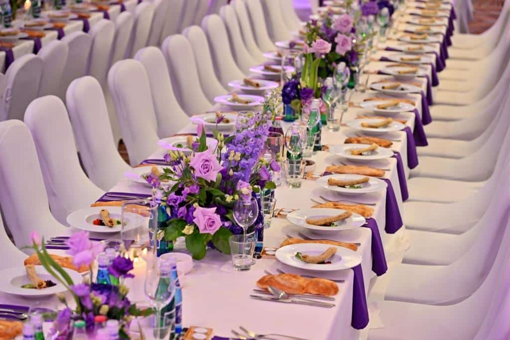 דמעות בציון ושבת בקראקא: מסע הנאמנים של אלכסנדר