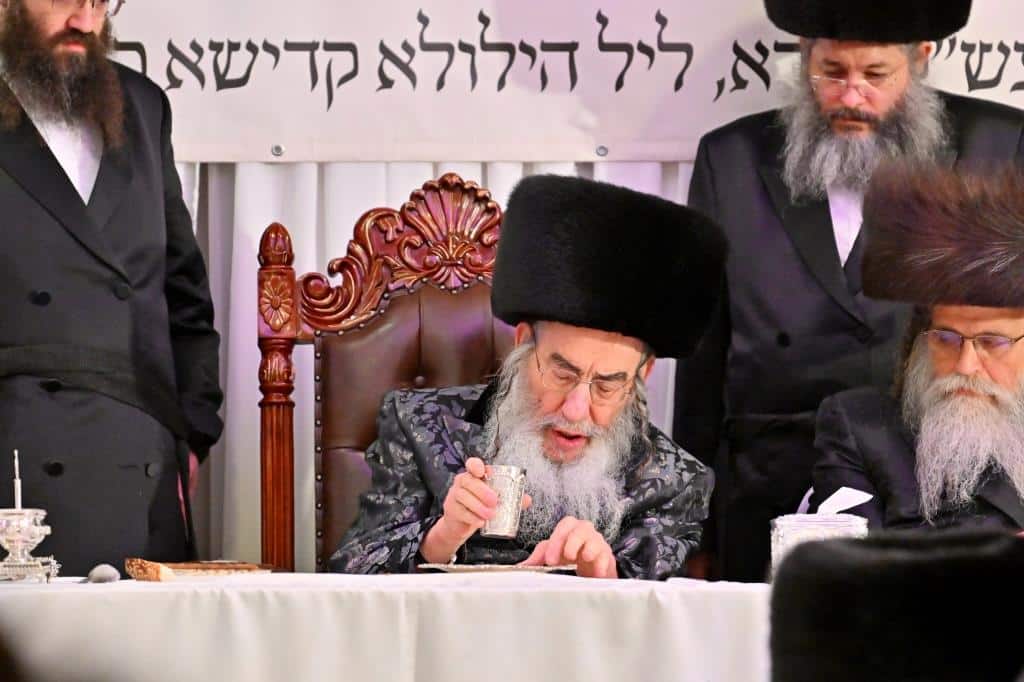 דמעות בציון ושבת בקראקא: מסע הנאמנים של אלכסנדר