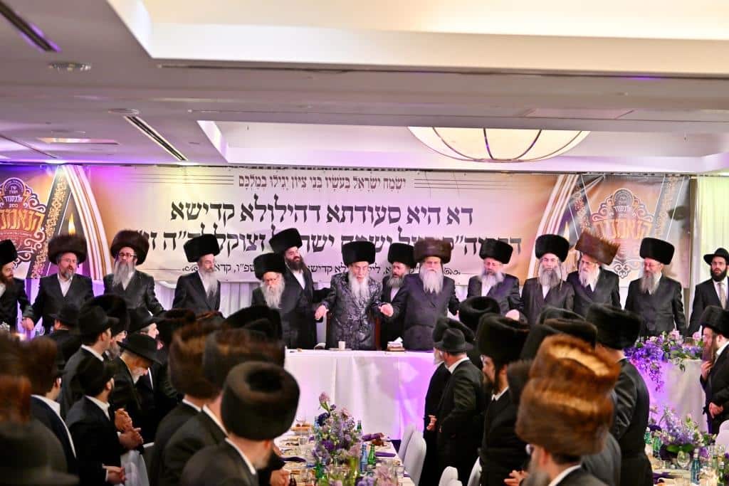 דמעות בציון ושבת בקראקא: מסע הנאמנים של אלכסנדר