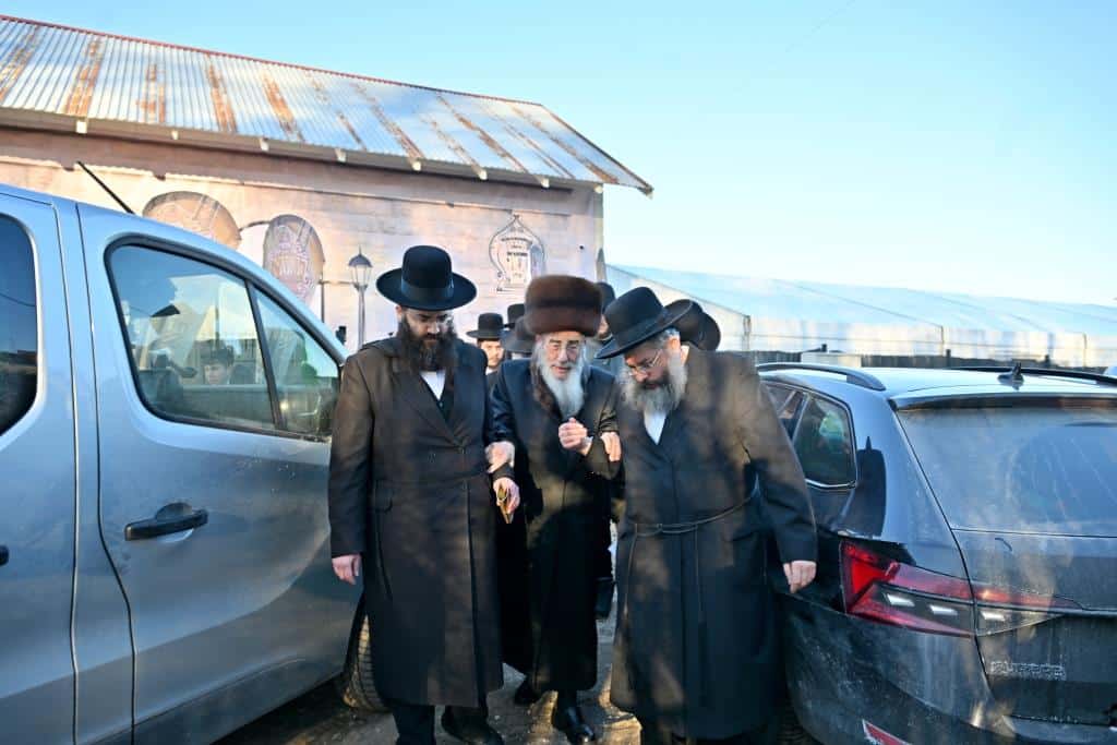 דמעות בציון ושבת בקראקא: מסע הנאמנים של אלכסנדר