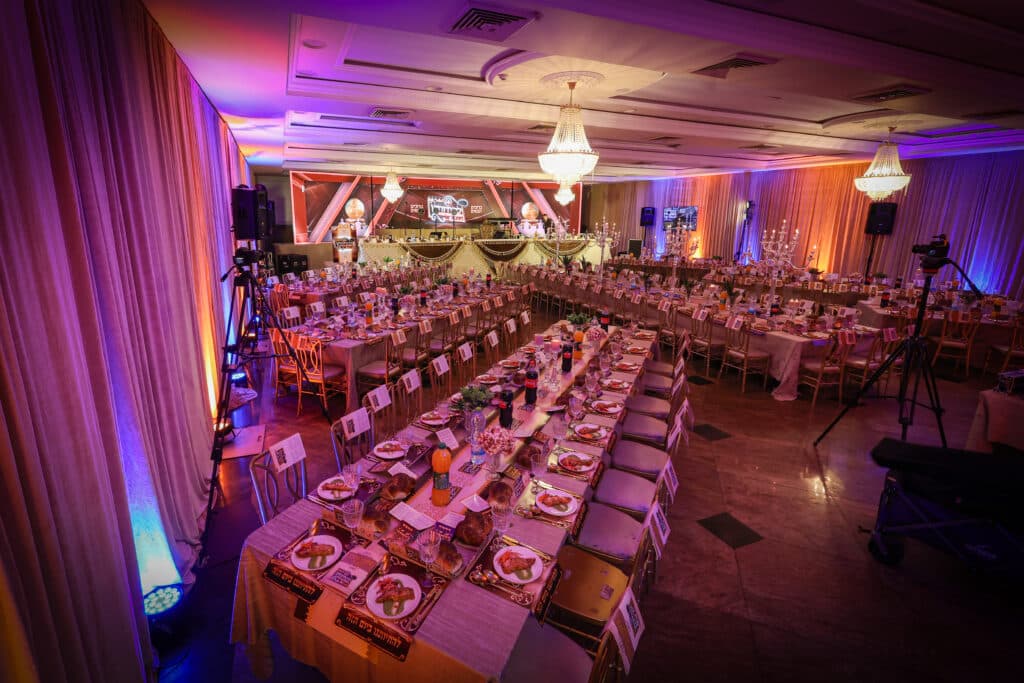 גלריה: דינר לטובת בית המדרש מכנובקא בעלזא בירושלים