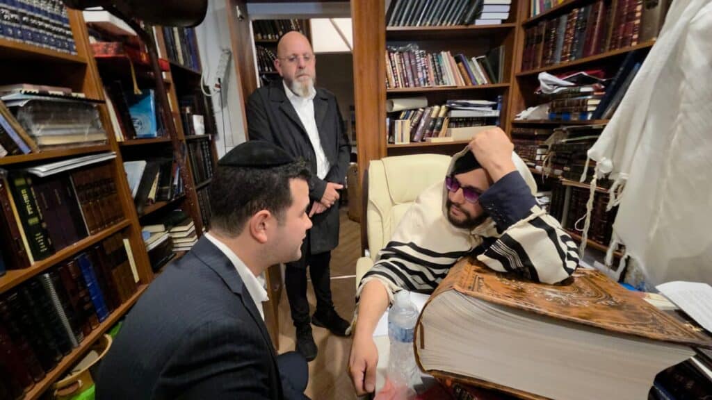 איצקוביץ': זבוב על המעקה והתפילה של עוצמה יהודית