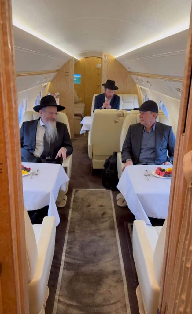 שלוחים סטורי: המסע להפצת אור השליחות