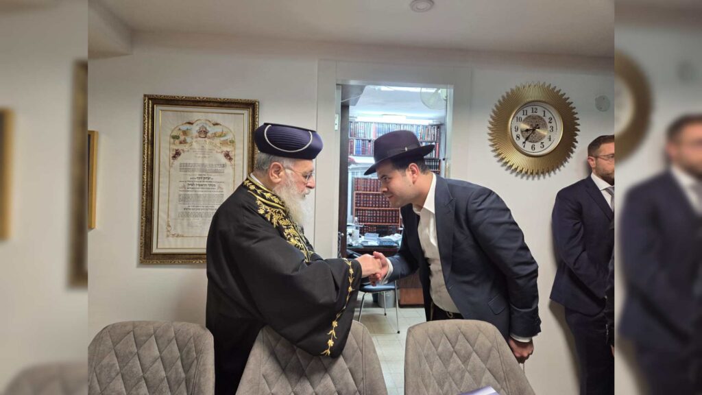 המשב"ק: התפילה של מרן הגר"ד לנדו בבית הכנסת התימני