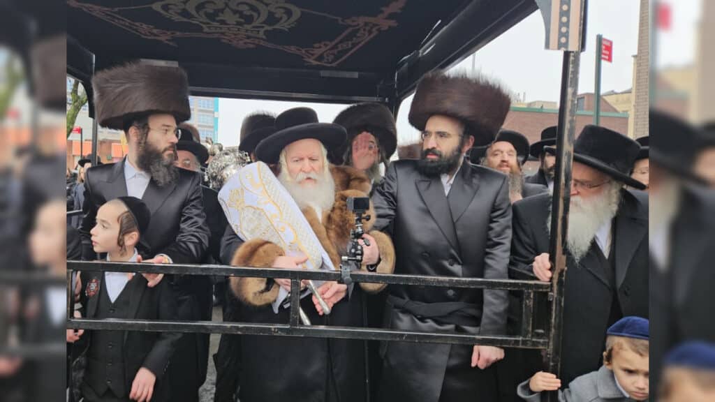 המשב"ק: התפילה של מרן הגר"ד לנדו בבית הכנסת התימני