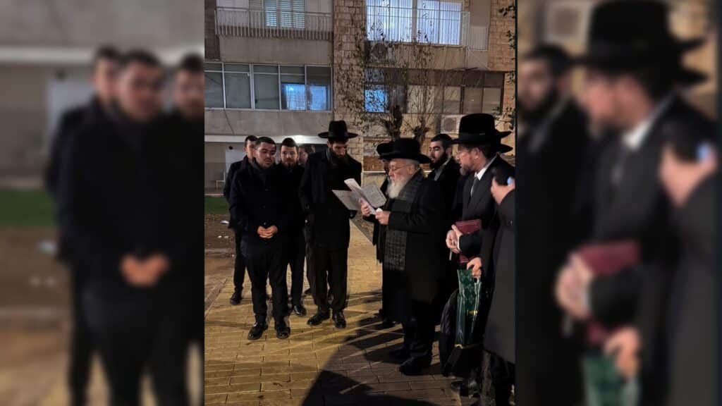 המשב"ק: התפילה של מרן הגר"ד לנדו בבית הכנסת התימני