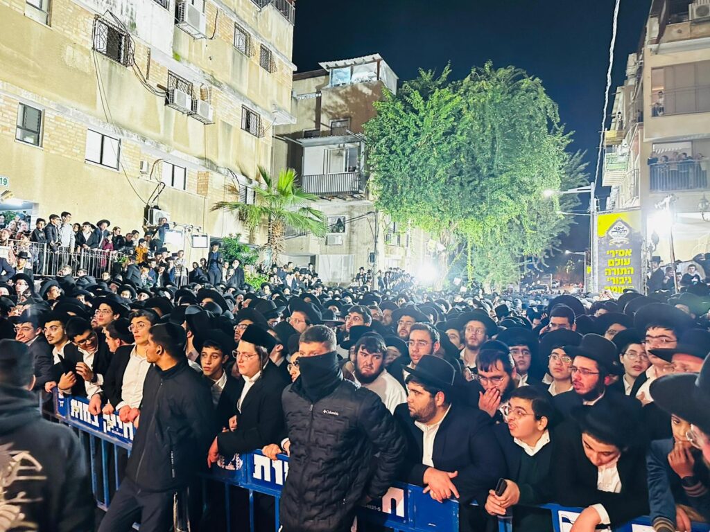 אלפים במפגן תמיכה ב"אסיר עולם התורה" יאיר סעדה