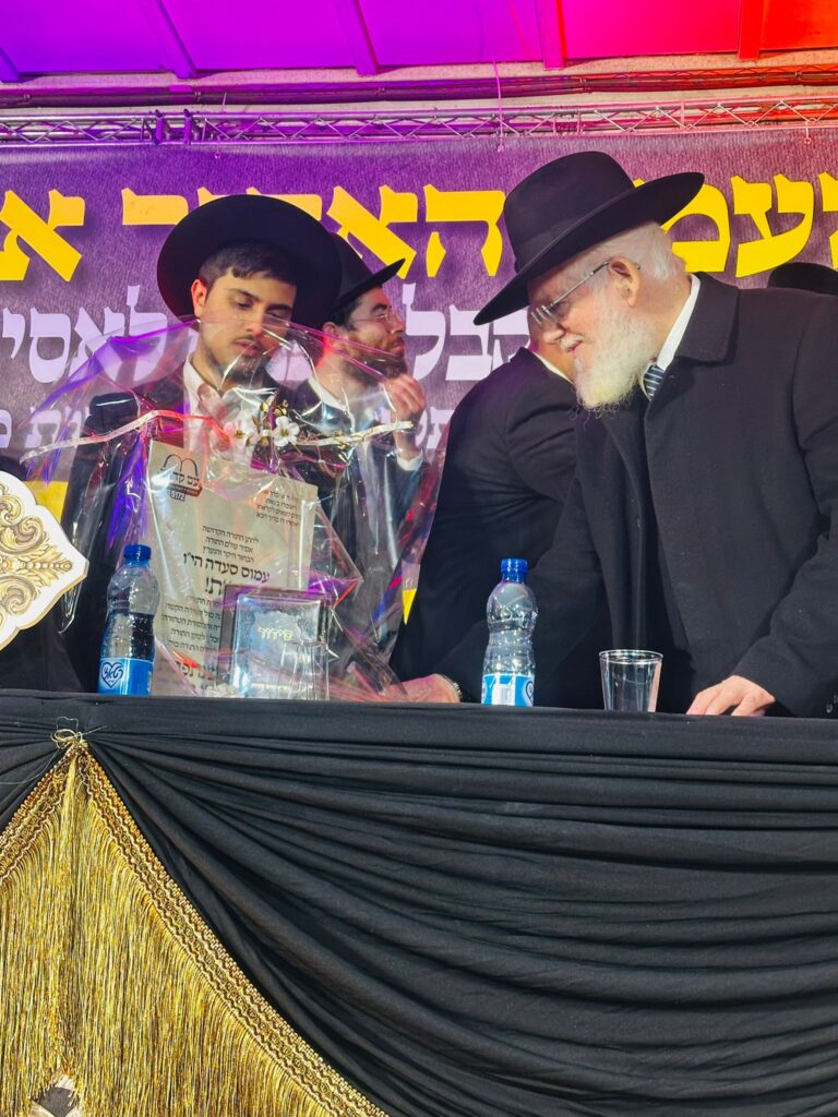 אלפים במפגן תמיכה ב"אסיר עולם התורה" יאיר סעדה