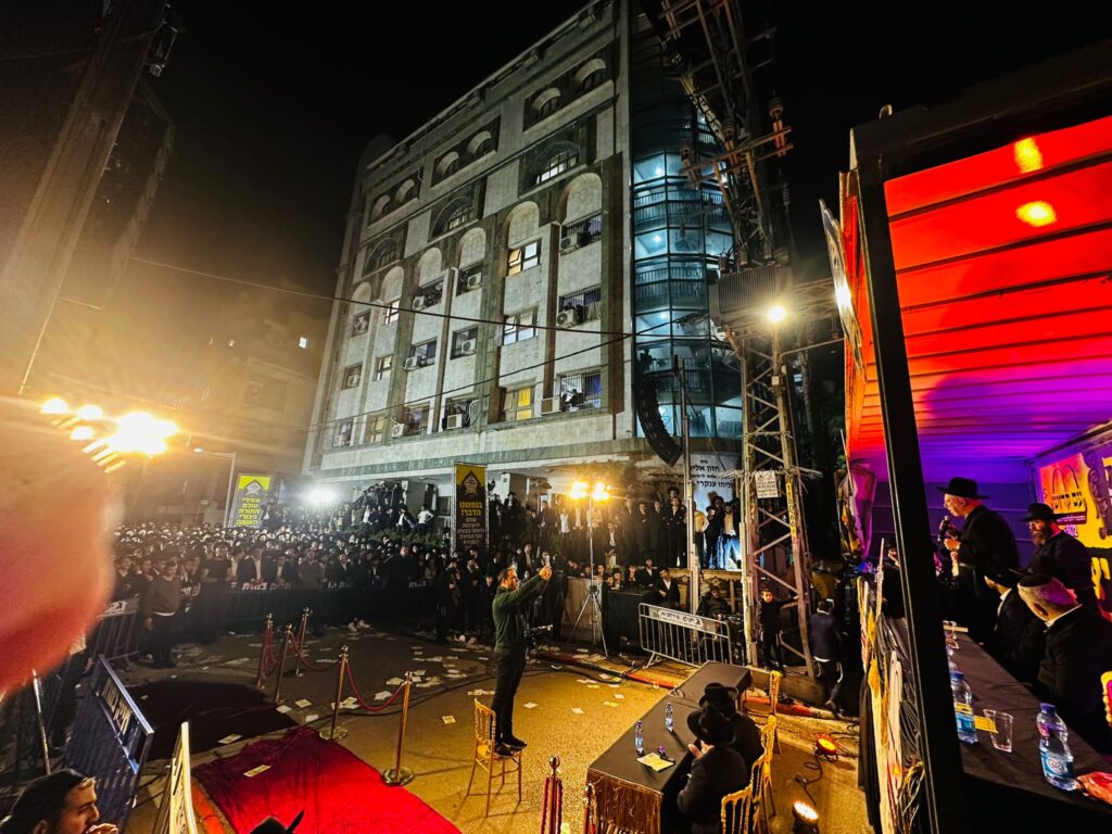 אלפים במפגן תמיכה ב"אסיר עולם התורה" יאיר סעדה