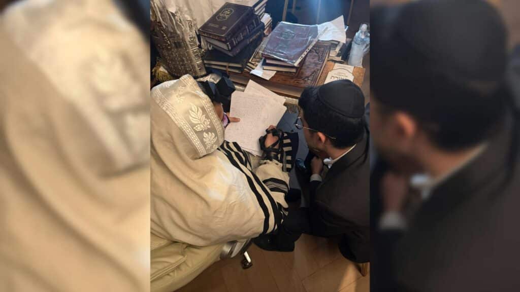 איצקוביץ': המרדף אחר התפילין והדיונים בחצר המועצת