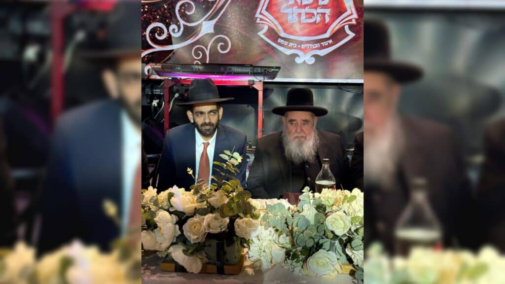 איצקוביץ': המרדף אחר התפילין והדיונים בחצר המועצת